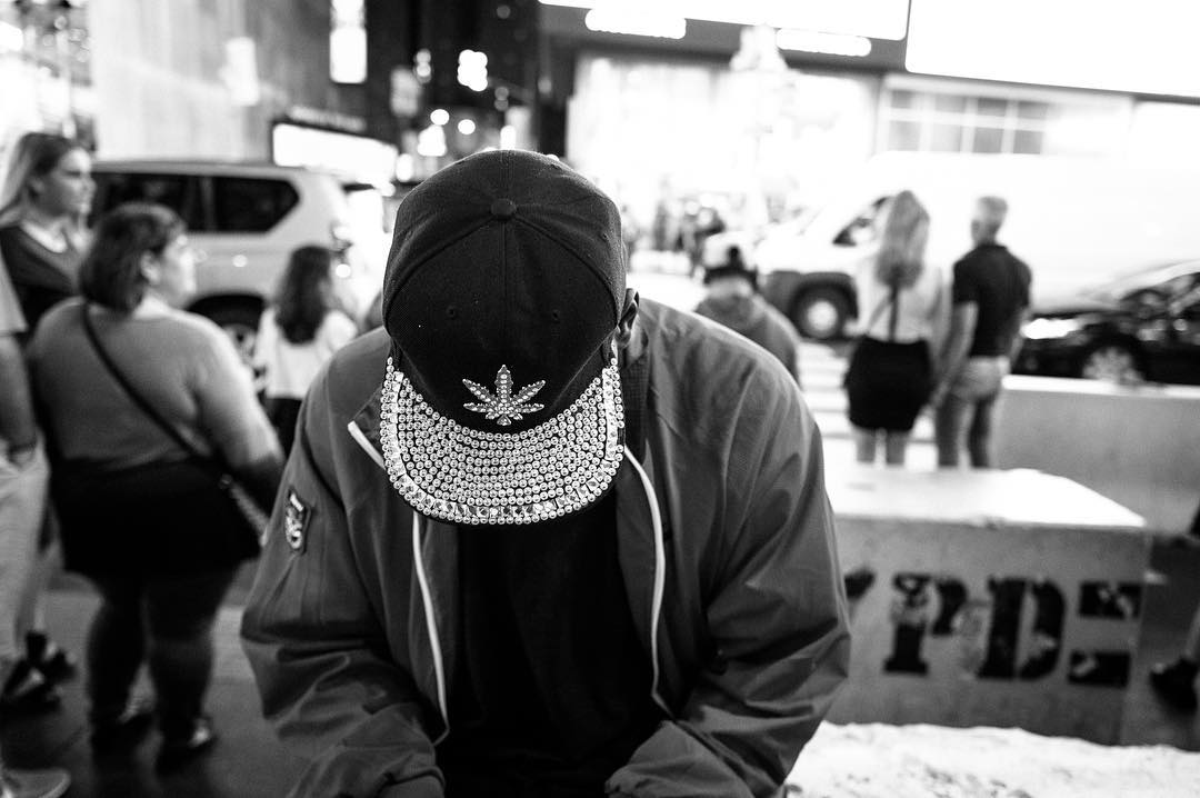 Black and white photo of Nicola Tanzini, Street Diaries in New York.